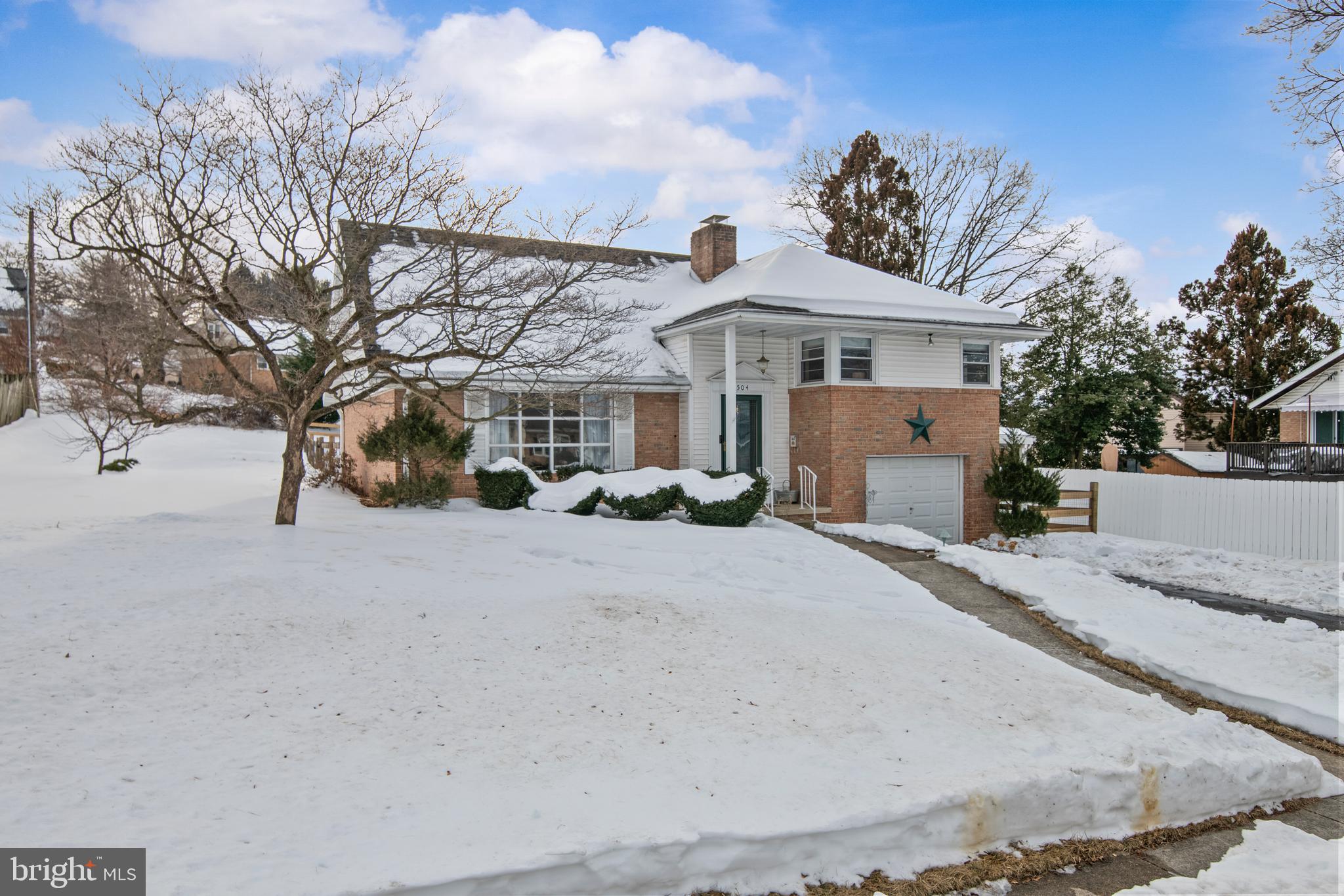 504 Kutz Court Reading, PA 19609 - Photo 2 of 34