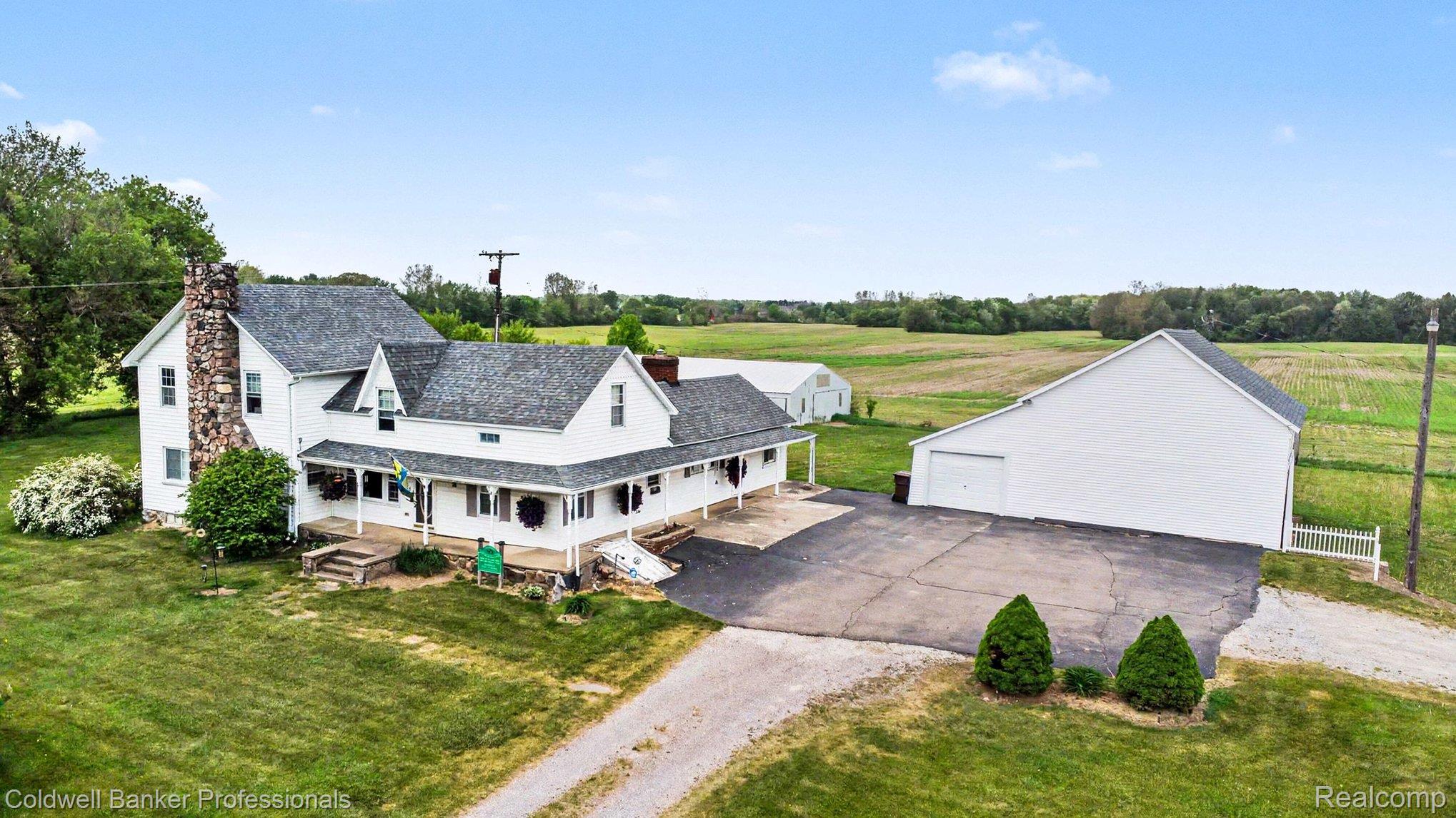 3105 East Dodge Road Clio, MI 48420 - Photo 25 of 28 Aerial view of house & carriage house