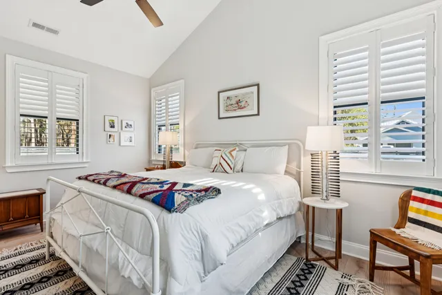 $575,000 | 101 Classic Street, Summerville, SC 29483