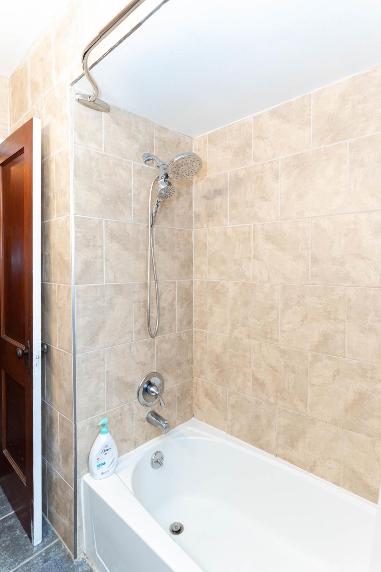 242 Lowell Road Columbus, OH 43209 - Photo 21 of 36