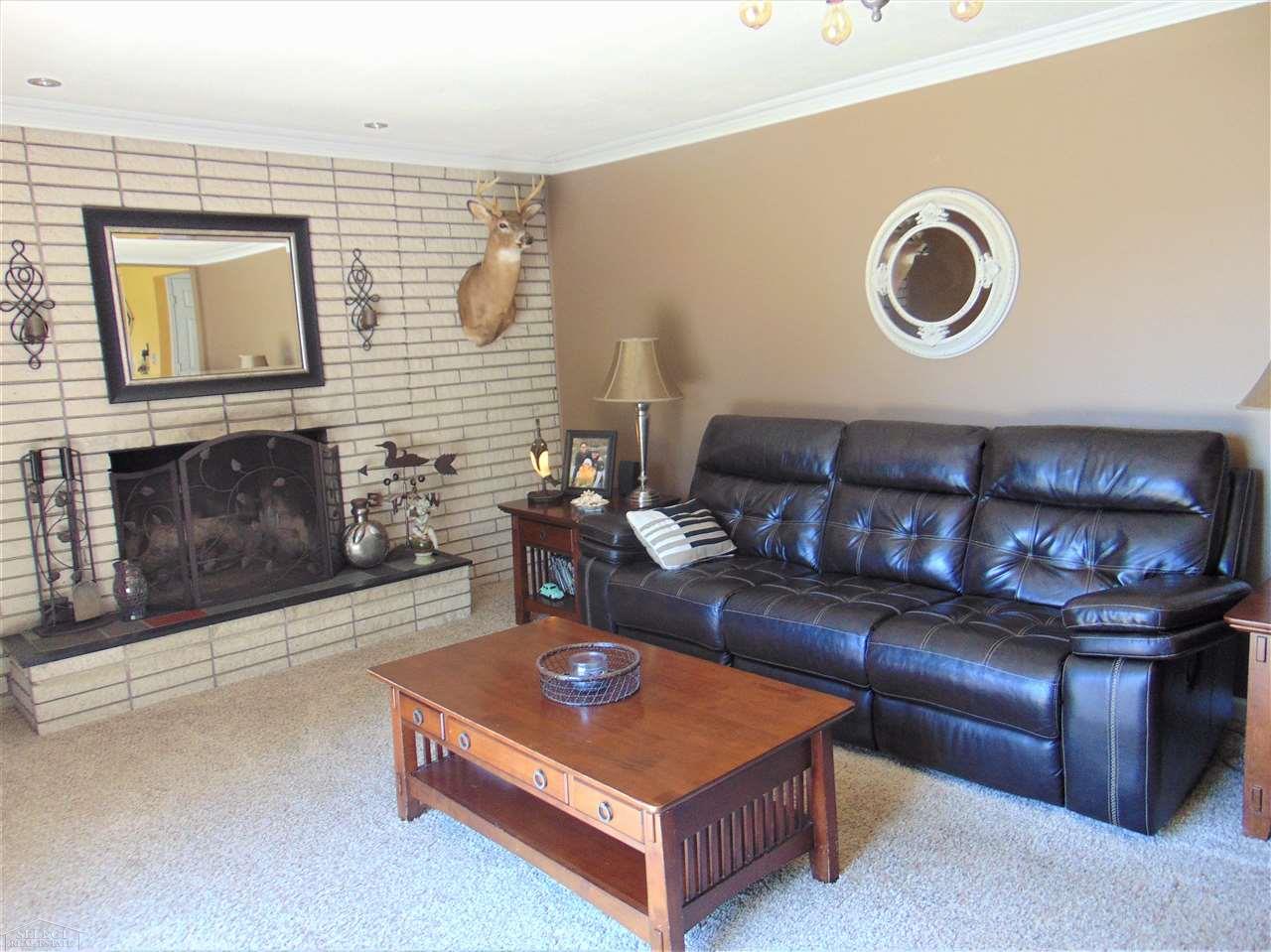 35397 Bobcean Road Clinton Township, MI 48035 - Photo 31 of 59 31393511-30.JPG