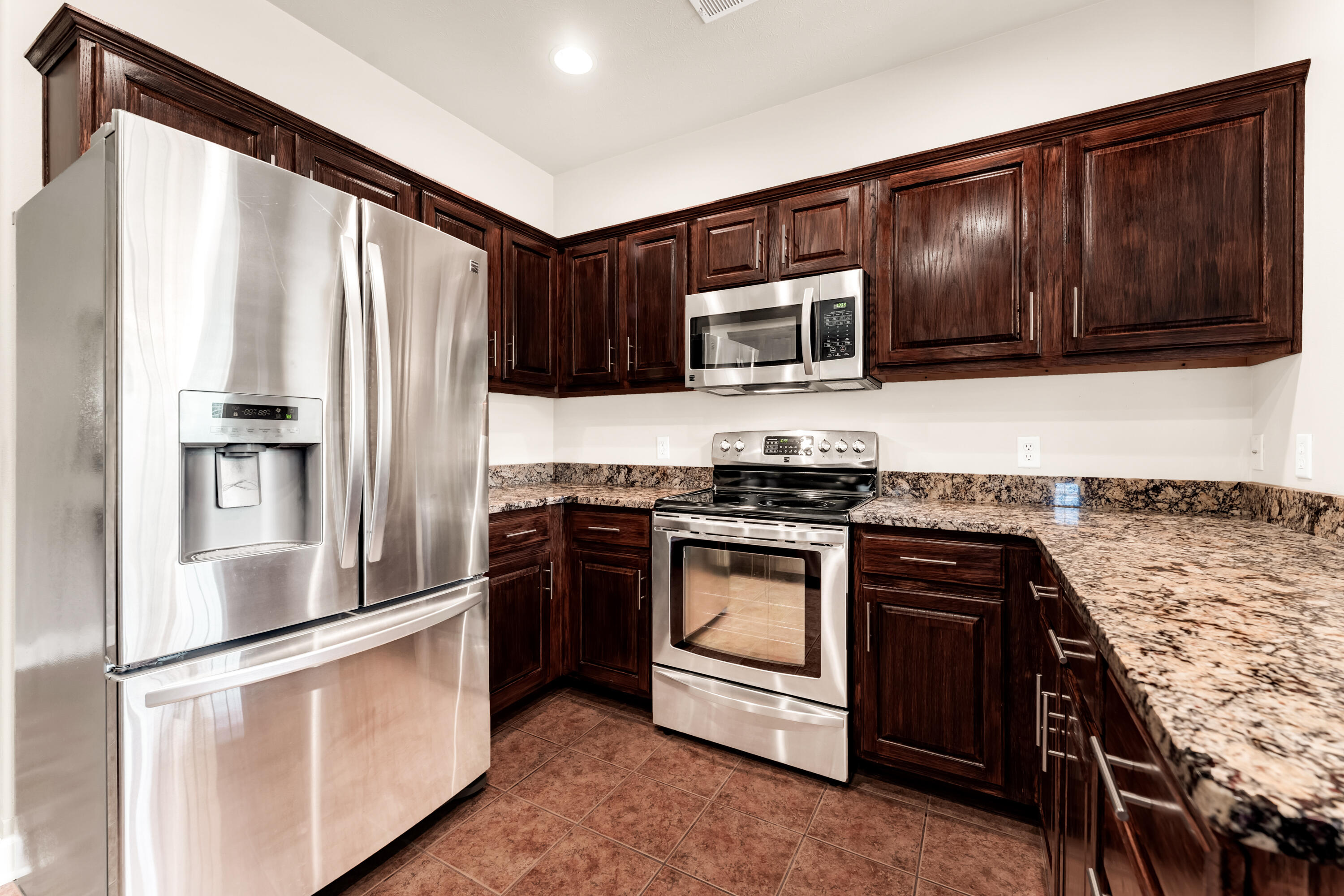 1261 Golf Drive, Unit 2 Reeds Spring, MO 65737 - Photo 23 of 72 Kitchen