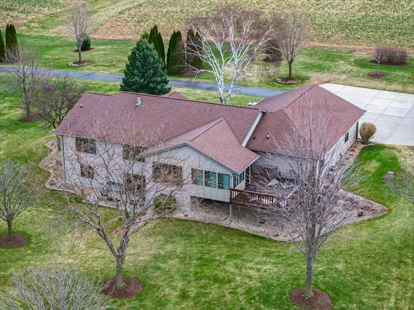 $950,000 | 10123 Fertile Ridge Road, Mount Horeb, WI 53572