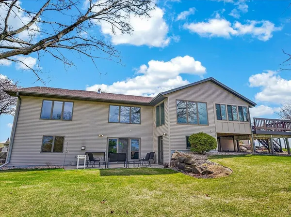 $950,000 | 10123 Fertile Ridge Road, Mount Horeb, WI 53572