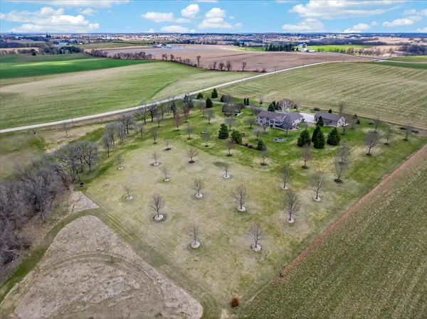 $950,000 | 10123 Fertile Ridge Road, Mount Horeb, WI 53572
