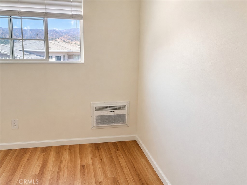 2310 Washington, Unit F Burbank, CA 91504 - Photo 18 of 27