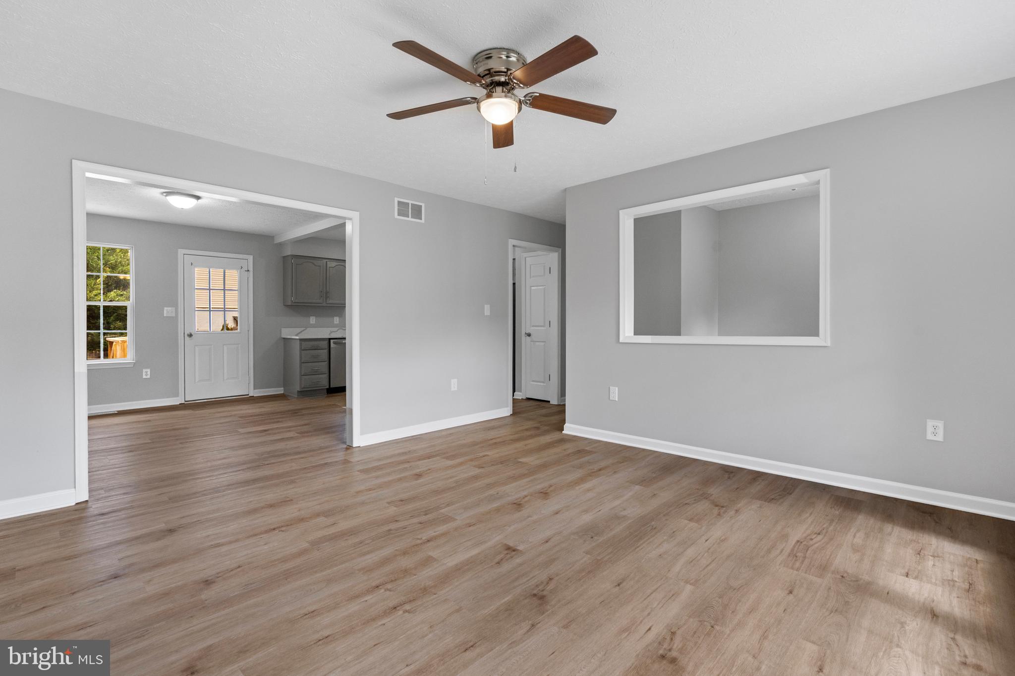 305 Woodrow Road Winchester, VA 22602 - Photo 6 of 30 Gallery Image 6