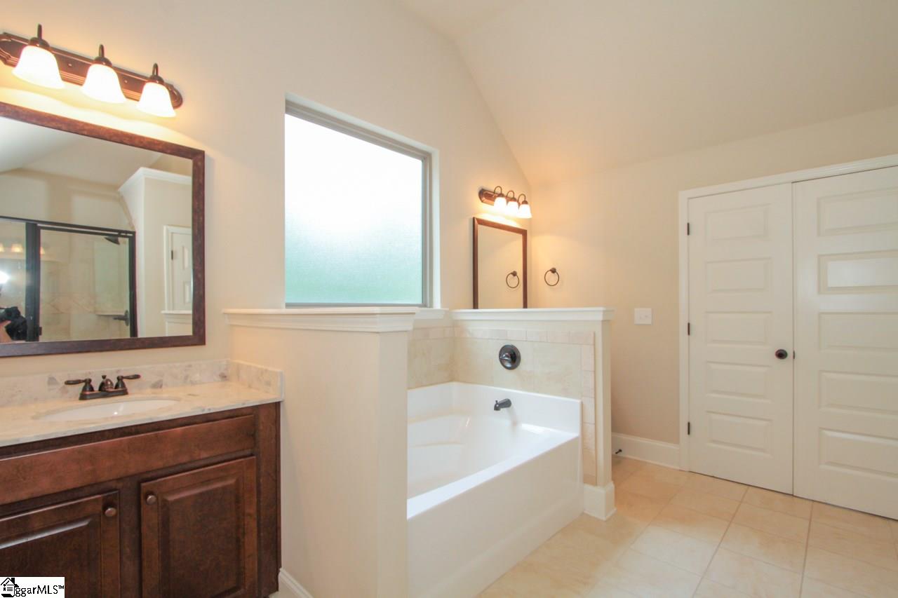 207 Middle Brooke Drive Anderson, SC 29621 - Photo 24 of 36