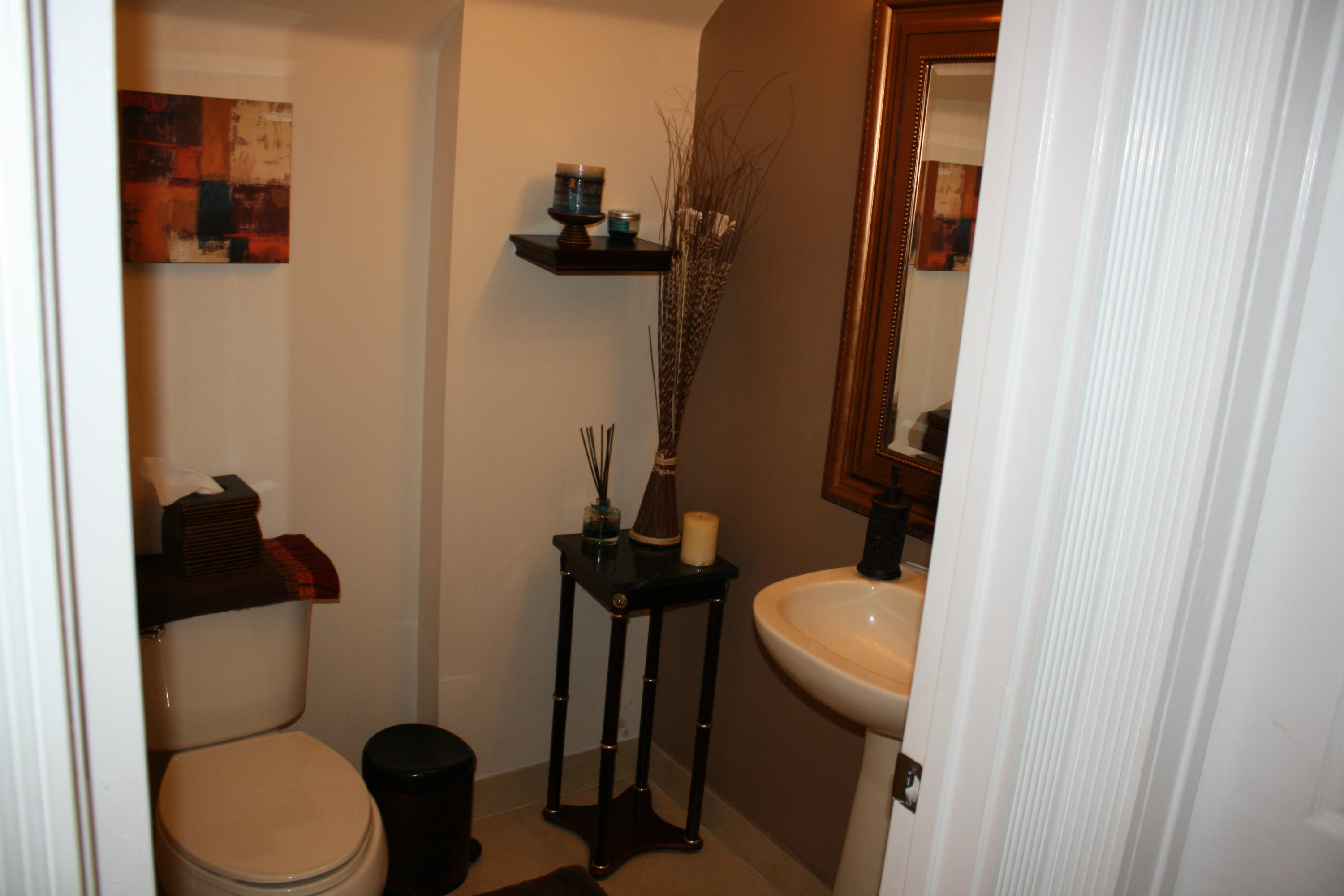 22024 Altona Drive Boca Raton, FL 33428 - Photo 23 of 27 oct29newhalfbath