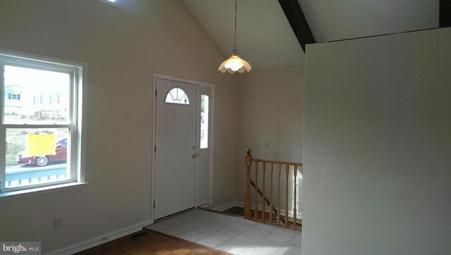 1710 Potomac Road Edgewater, MD 21037 - Photo 18 of 30 Foyer