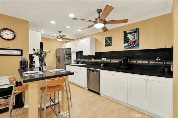 $399,888 | 552 North Bellflower Boulevard, Unit 303, Long Beach, CA 90814