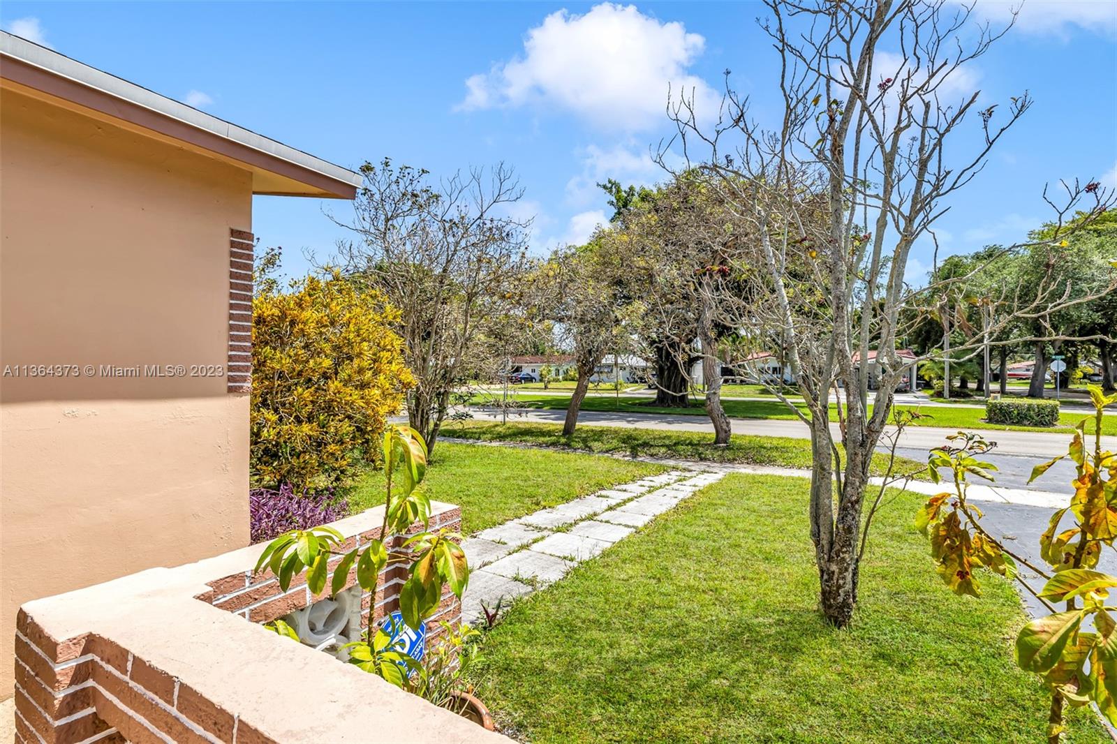 4419 West Park Road Hollywood, FL 33021 - Photo 11 of 34 Gallery Image 11