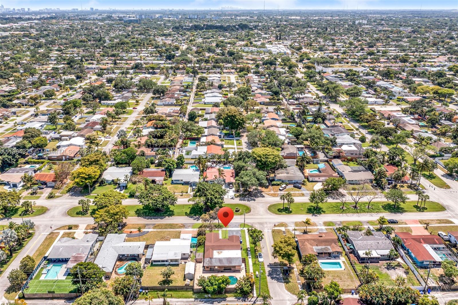 4419 West Park Road Hollywood, FL 33021 - Photo 5 of 34 Gallery Image 5