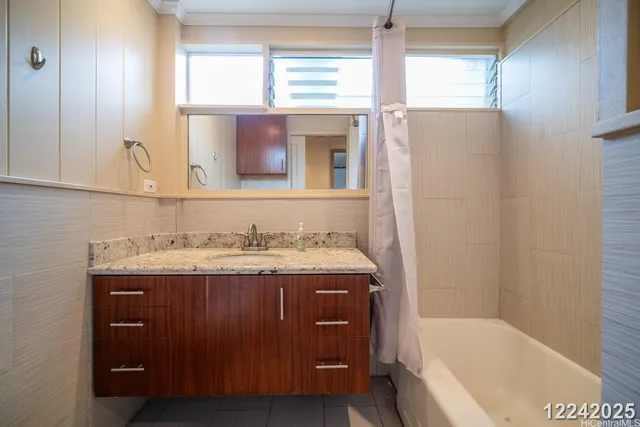 $4,700 | 44 Mamalahoa Place, Honolulu, HI 96817