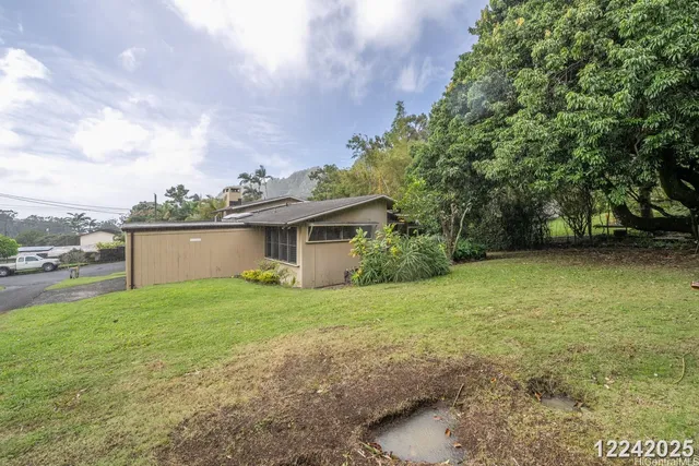 $4,700 | 44 Mamalahoa Place, Honolulu, HI 96817