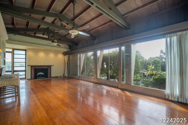 $4,700 | 44 Mamalahoa Place, Honolulu, HI 96817