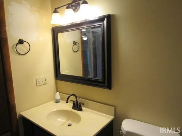 $129,900 | 405 Washington Avenue, Mount Vernon, IN 47620