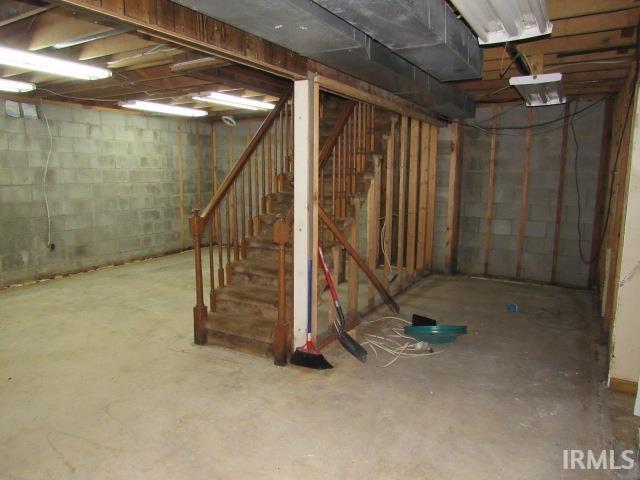 405 Washington Avenue Mount Vernon, IN 47620 - Photo 24 of 36