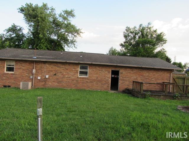 405 Washington Avenue Mount Vernon, IN 47620 - Photo 33 of 36