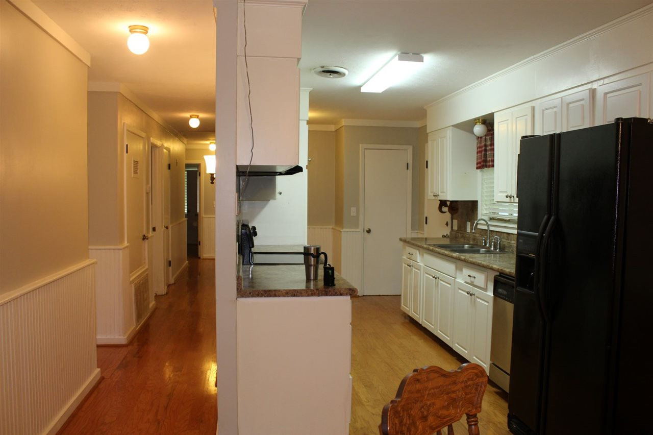 308 Springhill Avenue Raleigh, MS 39153 - Photo 7 of 35 Photo 7
