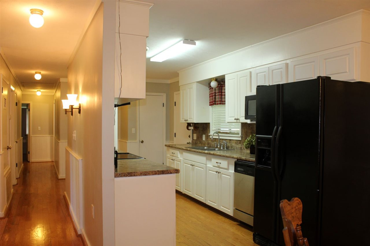 308 Springhill Avenue Raleigh, MS 39153 - Photo 8 of 35 Photo 8