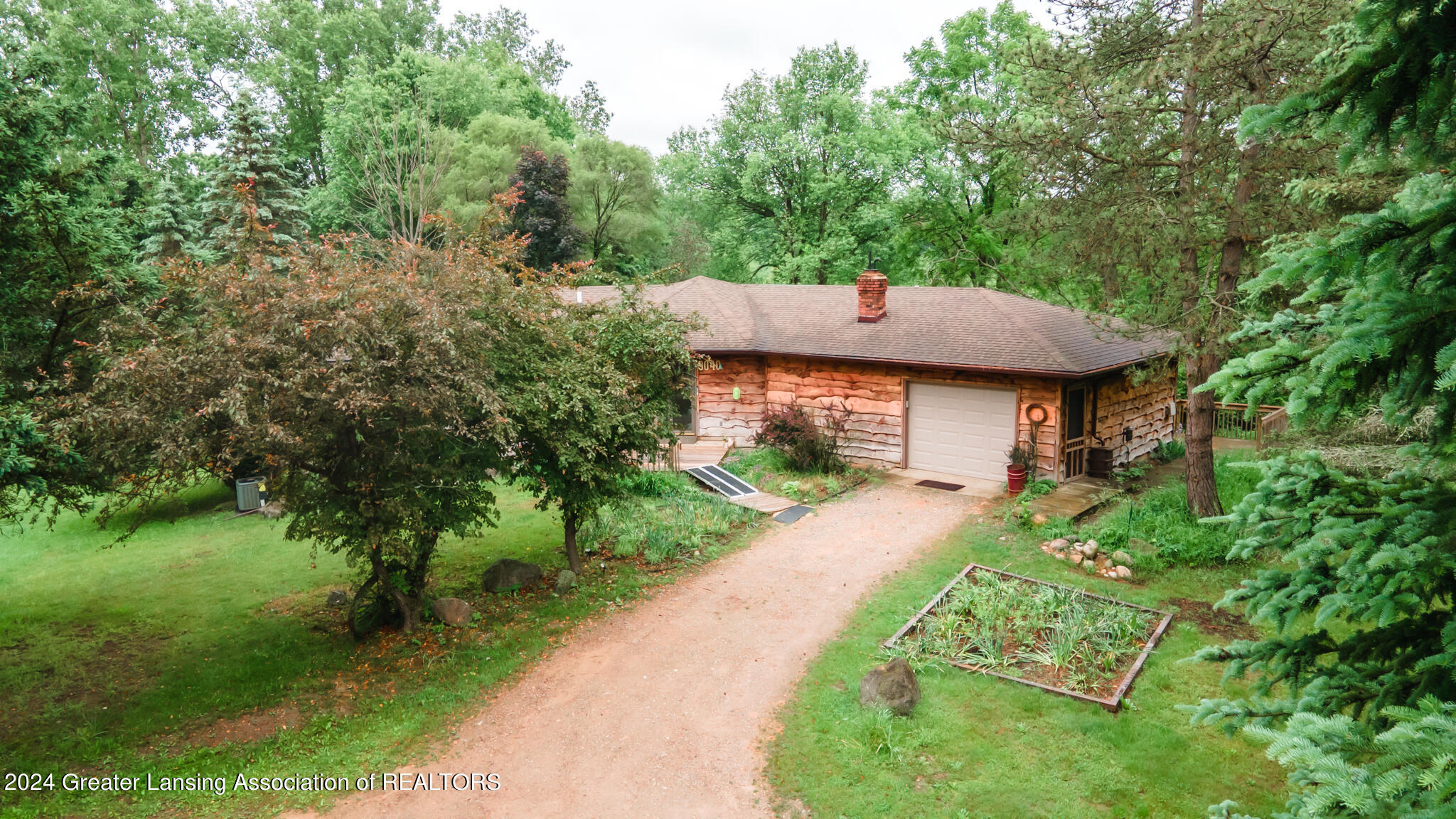 9040 Coleman Road Haslett, MI 48840 - Photo 25 of 52 9040COLEMAN29