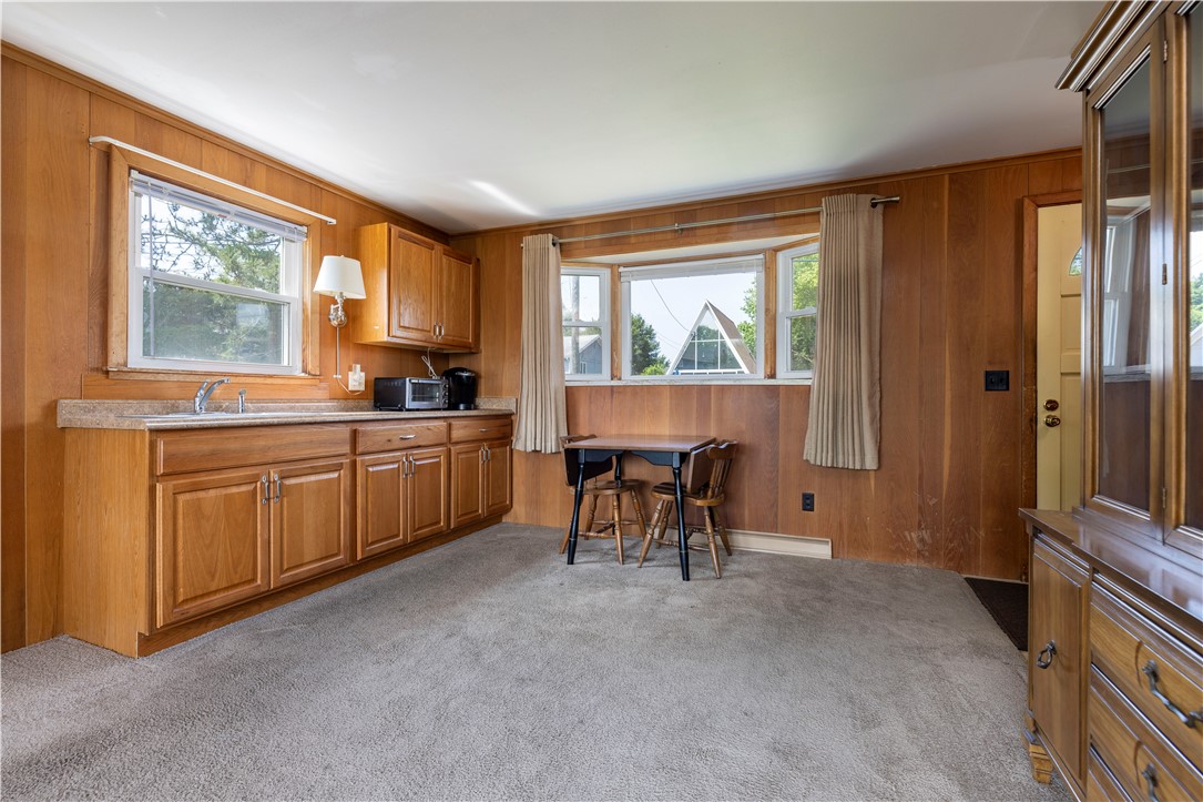 145 East Shore Road Narragansett, RI 02882 - Photo 17 of 42