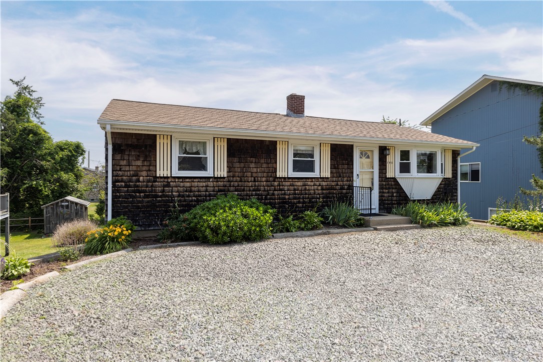 145 East Shore Road Narragansett, RI 02882 - Photo 4 of 42