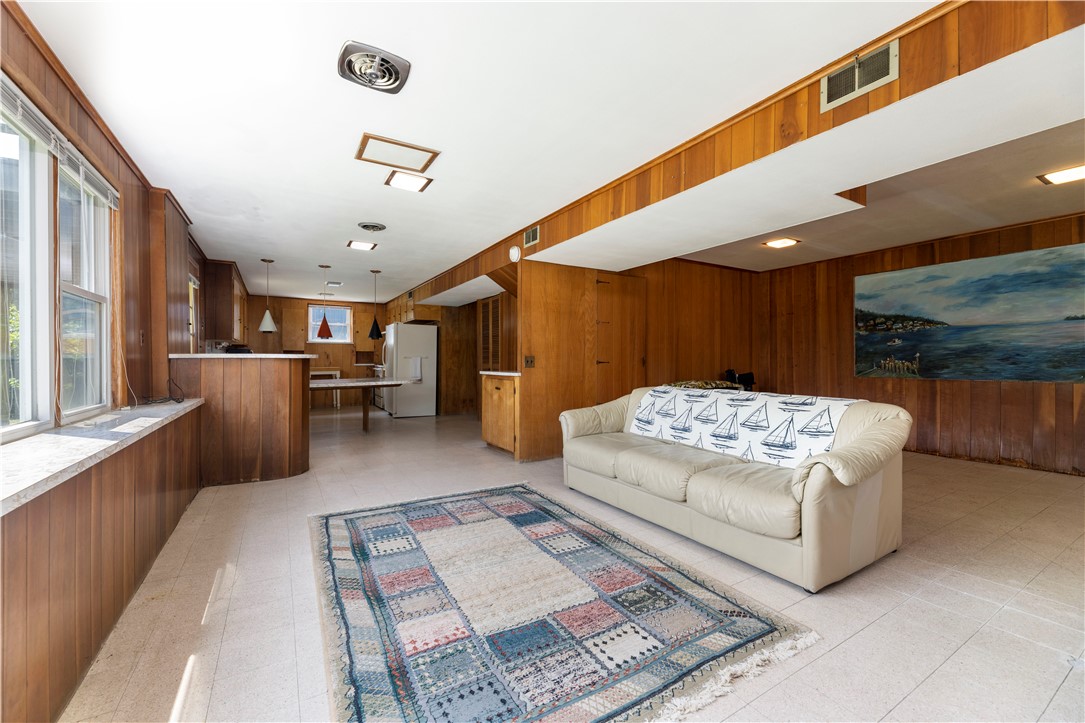 145 East Shore Road Narragansett, RI 02882 - Photo 9 of 42