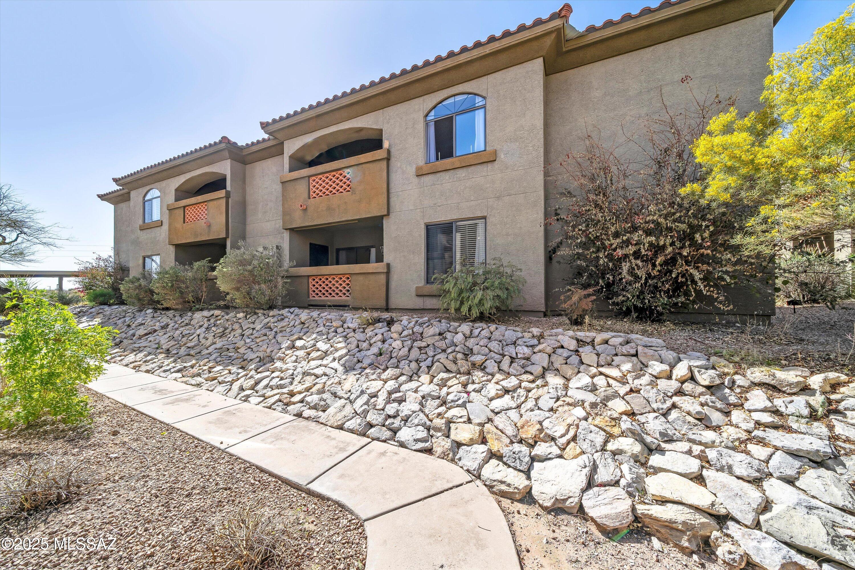 5751 North Kolb Road, Unit 31103 Tucson, AZ 85750 - Photo 3 of 42