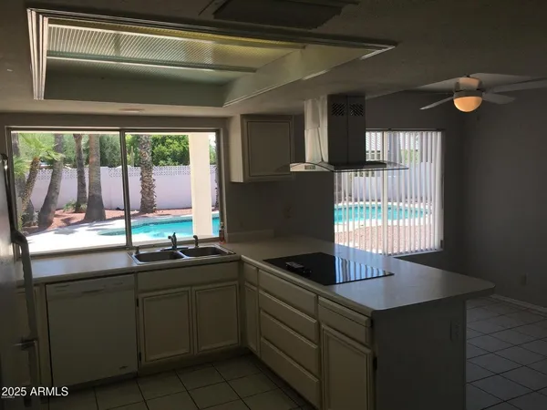 $3,350 | 5623 East Aster Drive, Scottsdale, AZ 85254