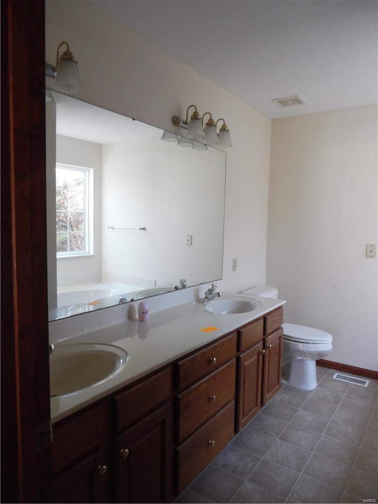 7 Ramsgate Collinsville, IL 62234 - Photo 17 of 41 Gallery Image 17