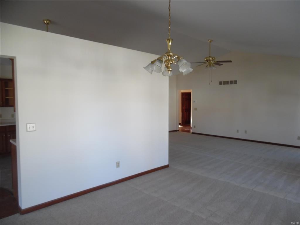 7 Ramsgate Collinsville, IL 62234 - Photo 7 of 41 Gallery Image 7
