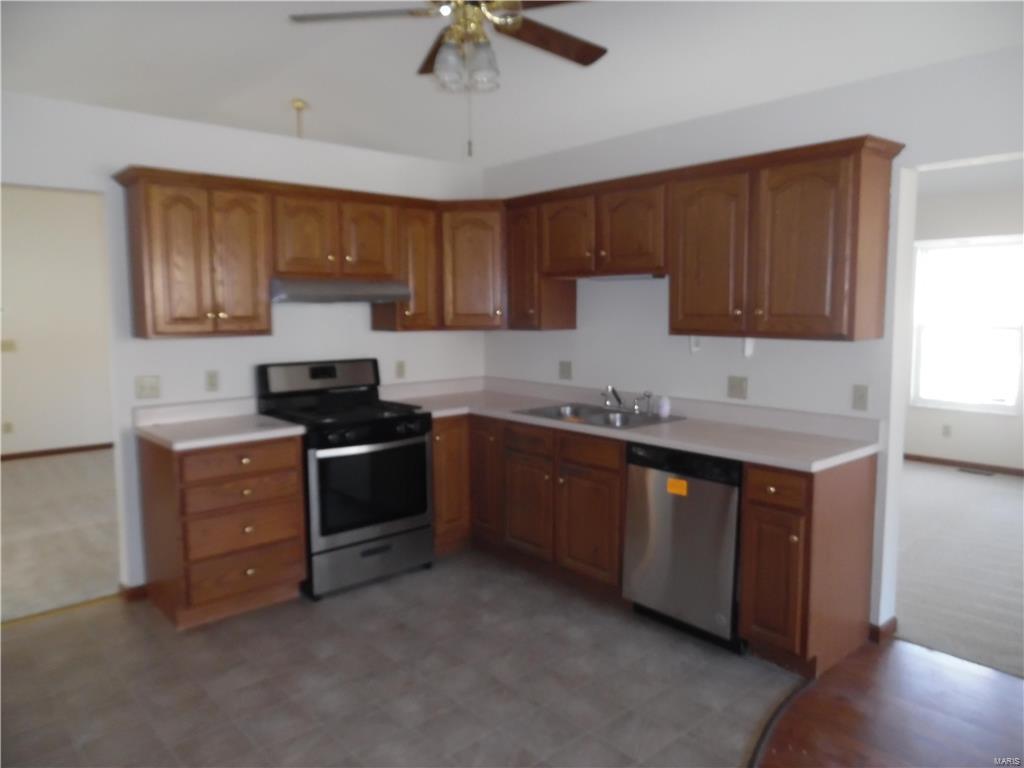 7 Ramsgate Collinsville, IL 62234 - Photo 9 of 41 Gallery Image 9