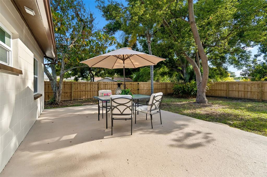 2804 Fulton Street Southwest Largo, FL 33774 - Photo 25 of 33