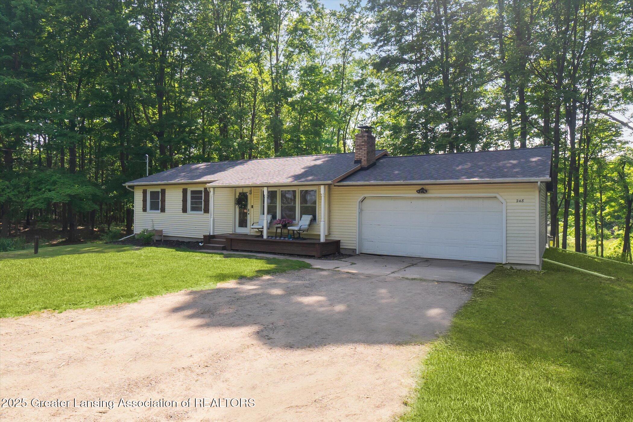 248 Gale Road Mason, MI 48854 - Photo 2 of 35 04-04-248-Gale-Rd-Mason-MI-48854-WindowS