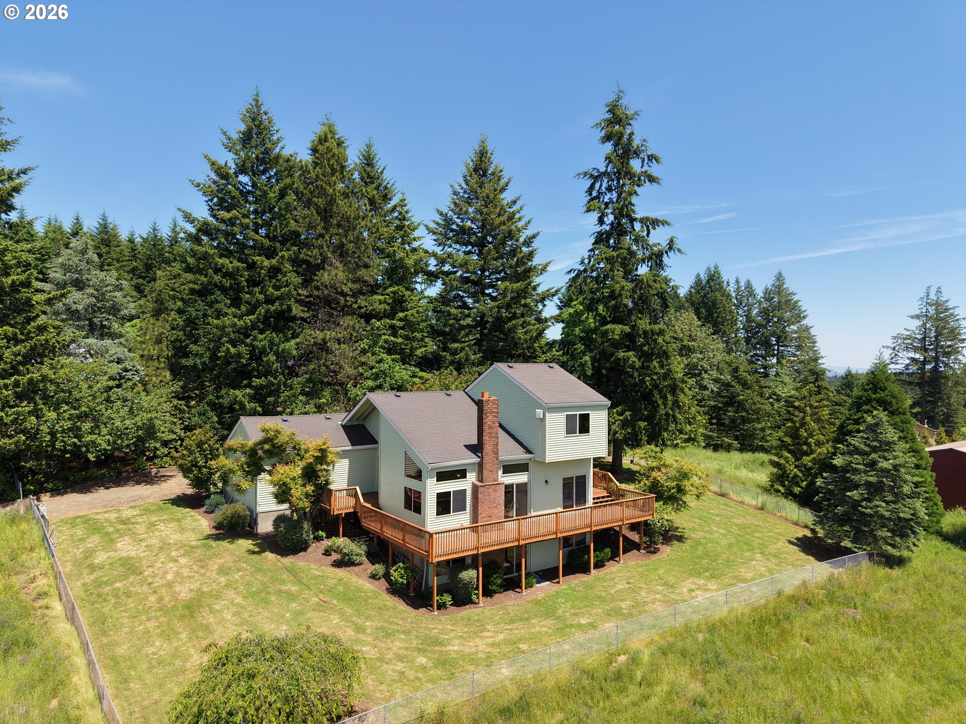 27075 Northeast Mountain Top Road Newberg, OR 97132 - Photo 2 of 39