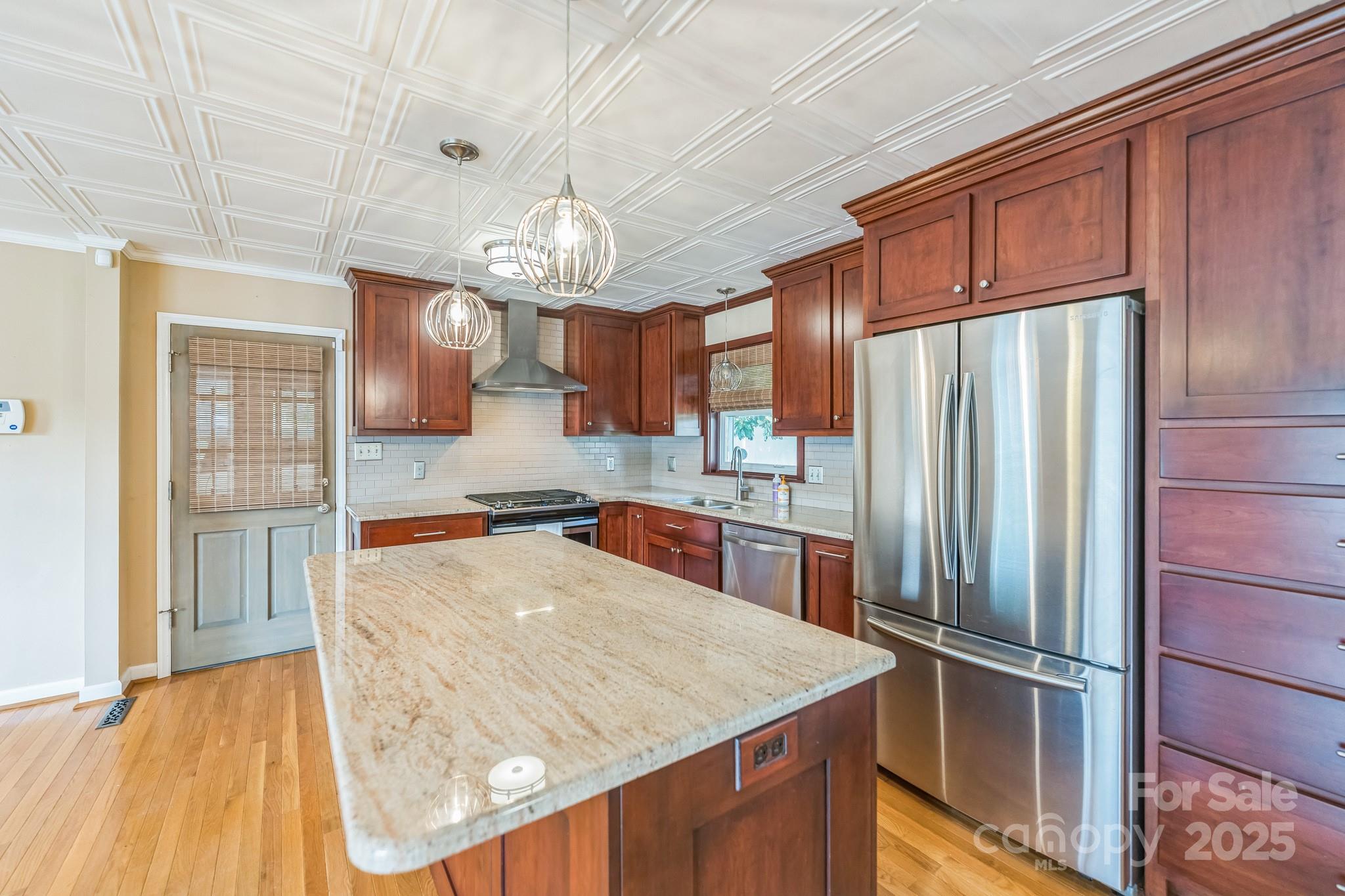 606 Spring Street Walnut Cove, NC 27052 - Photo 5 of 28 Gallery Image 5