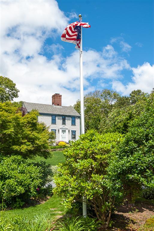 127 Point Hill Road West Barnstable, MA 02668 - Photo 4 of 29