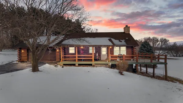 $335,000 | W8733 Niblick Road, Beaver Dam, WI 53916