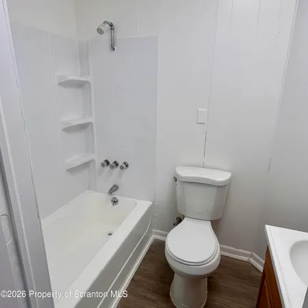 $1,200 | 416 West Lackawanna Avenue, Unit 3, Olyphant, PA 18447