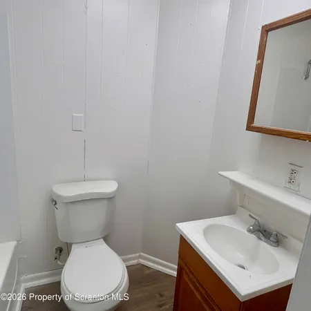 $1,200 | 416 West Lackawanna Avenue, Unit 3, Olyphant, PA 18447