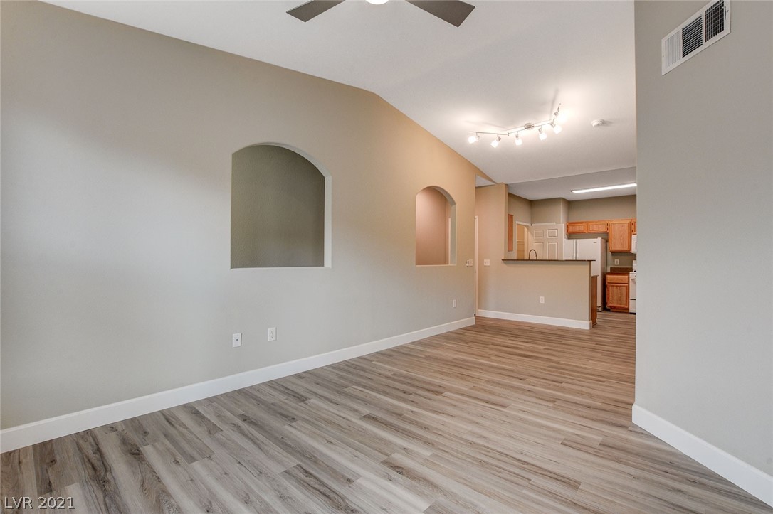 10550 West Alexander Road, Unit 2086 Las Vegas, NV 89129 - Photo 12 of 50