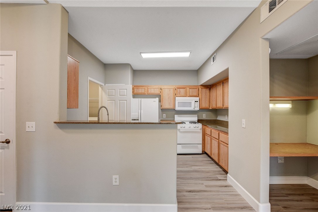 10550 West Alexander Road, Unit 2086 Las Vegas, NV 89129 - Photo 14 of 50