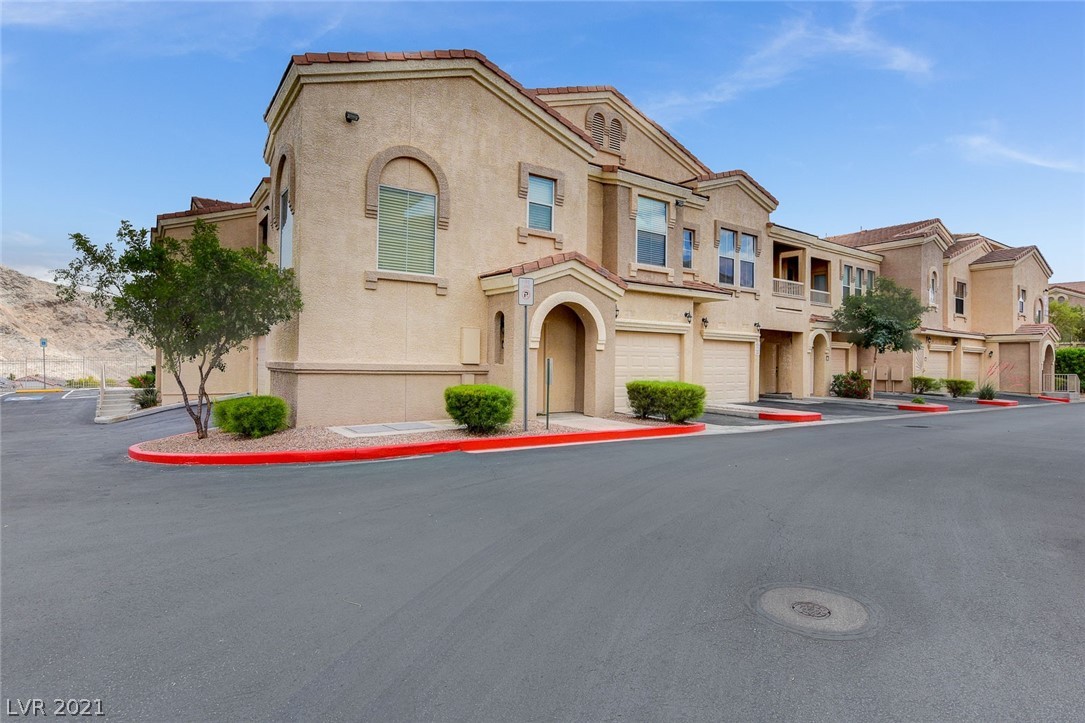 10550 West Alexander Road, Unit 2086 Las Vegas, NV 89129 - Photo 2 of 50