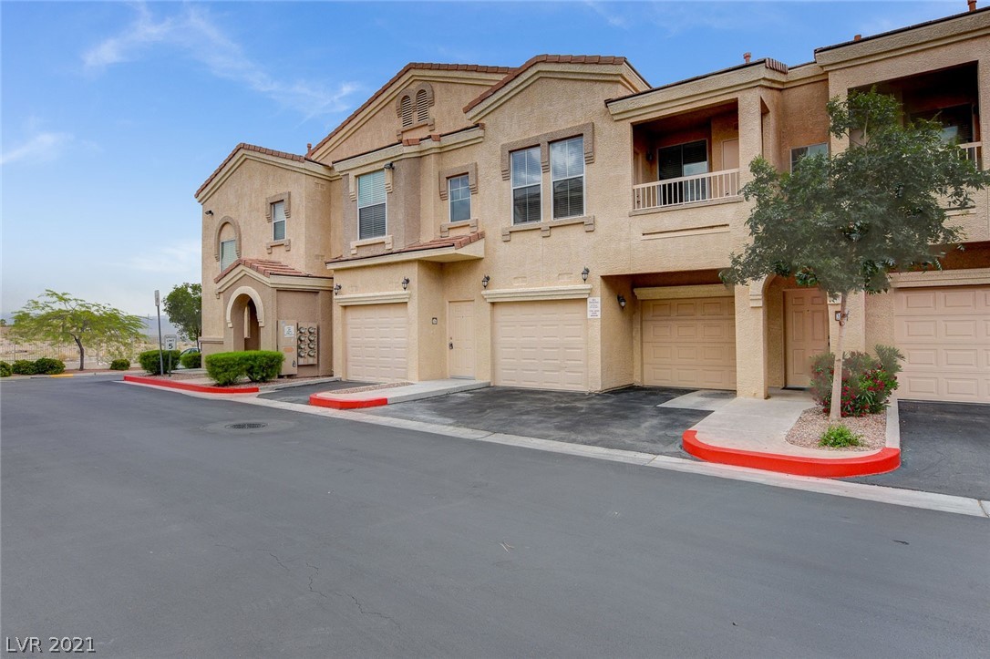 10550 West Alexander Road, Unit 2086 Las Vegas, NV 89129 - Photo 3 of 50