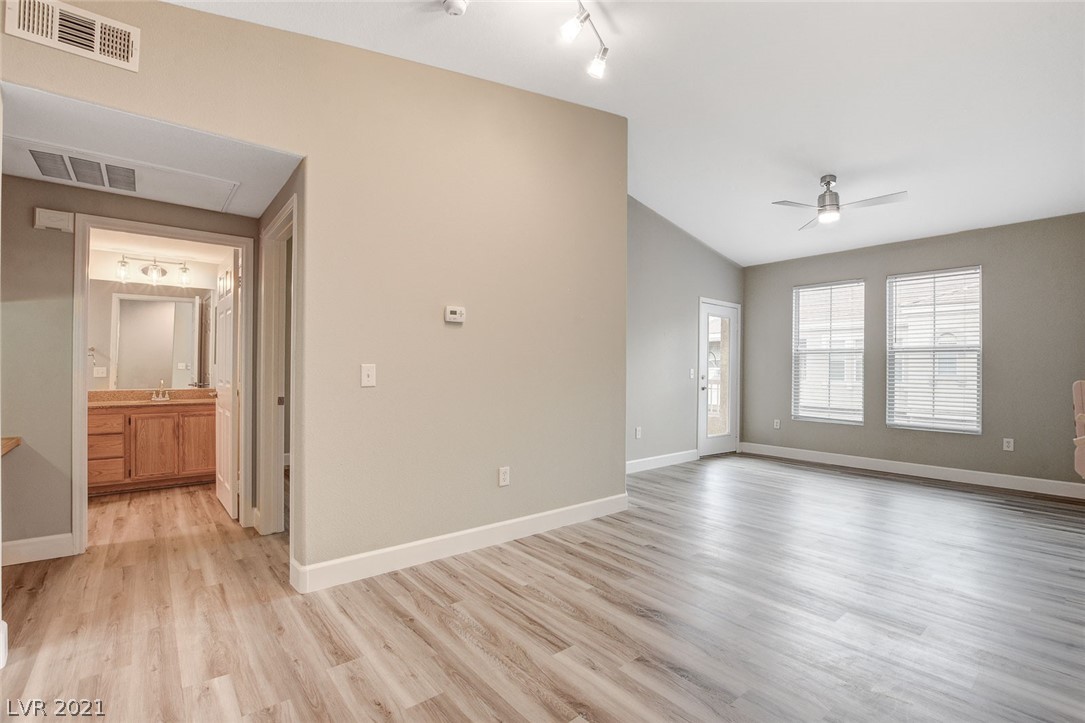 10550 West Alexander Road, Unit 2086 Las Vegas, NV 89129 - Photo 6 of 50