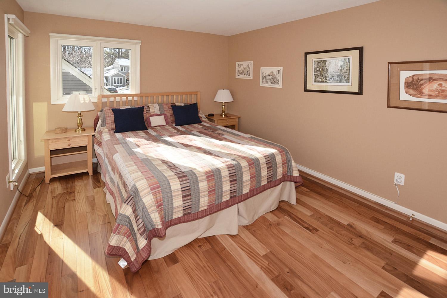 11618 Chapel Cross Way Reston, VA 20194 - Photo 28 of 41 Hardwood flooring