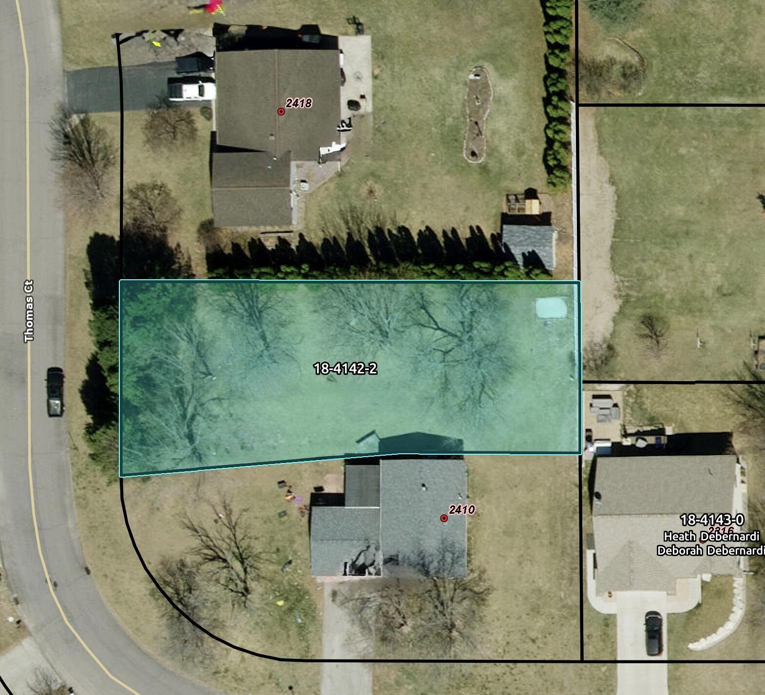 Thomas Court Lot