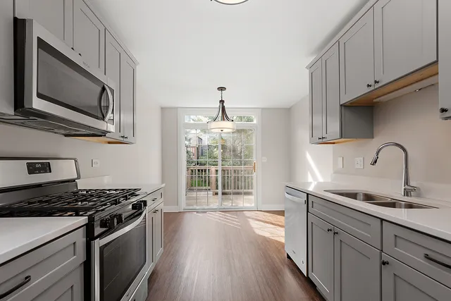 a view of livingroom with windows